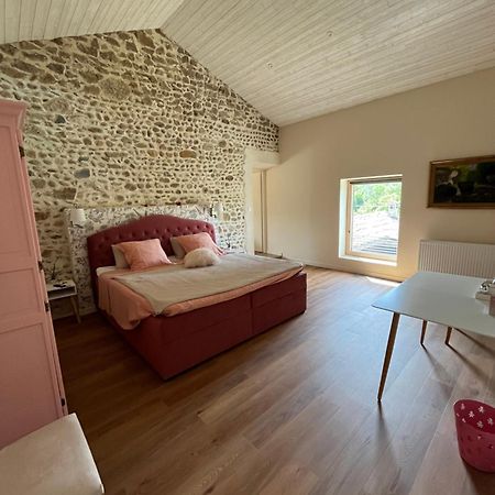 La Bergerie Des Amandiers Chambres Et Table D'Hotes Malataverne ภายนอก รูปภาพ
