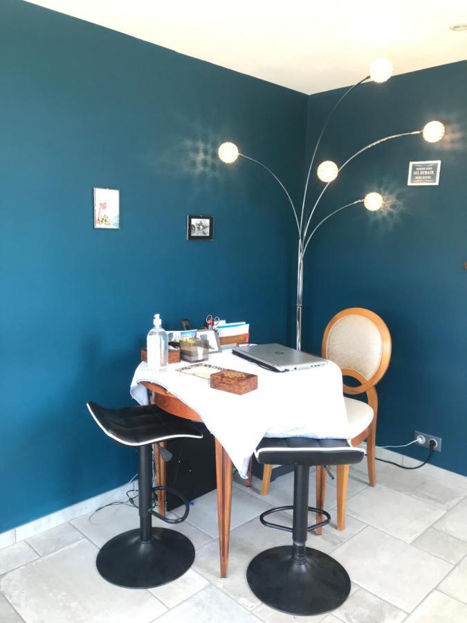 La Bergerie Des Amandiers Chambres Et Table D'Hotes Malataverne ภายนอก รูปภาพ